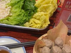 -沙胆彪炭炉牛杂煲(上海日月光广场店)