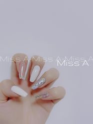 -Miss·A日式美甲美睫