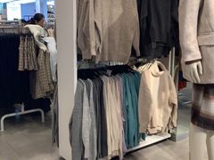 -H&M(天一广场店)