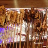    宵夜配小酒，更好睡哦～