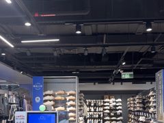 -迪卡侬(环球港店)