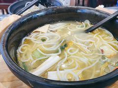 -桥香园过桥米线(国贸店)