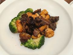 核桃菌烧虾仁-鲁宴·鲁煨黄河生态大鲤鱼(月坛店)