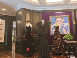 点击看大图 -鼎极摄影(蓝色港湾店)