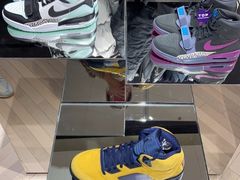 -NIKE品牌体验店(苏州中心店)