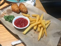 -菲滋意式餐厅(海宁银泰城店)