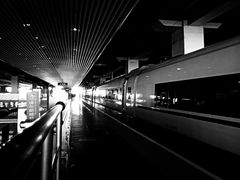 -星巴克(广州南站A18检票口楼上)