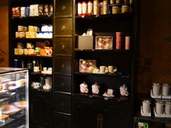 面包甜点陈列柜-星巴克臻选(北京前门大街店)