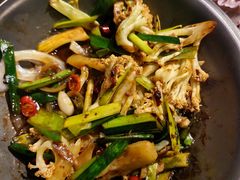 -靠山屯东北农家菜(八龙桥雅苑店)