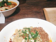 -周小波重庆小面·重庆名小吃(邹容路店)