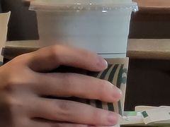 -星巴克臻选(湖滨道店)