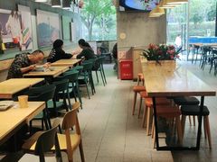大堂-红荔村肠粉(中银店)