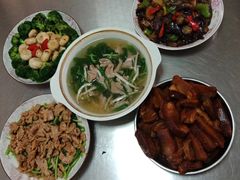 -天鹅到家·保姆月嫂育儿嫂(龙华店)