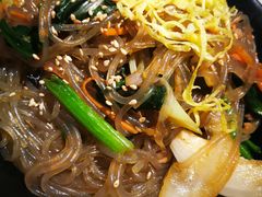炒杂菜-本家韩国烤肉(青岛万象城店)