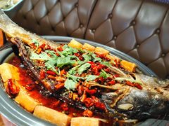 -依呀呀ktv烧烤小串(中山西路店)