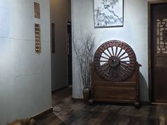 -箱美术馆私房菜(水晶郦城店)