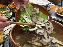 -阿山卓·野生菌火锅·纳西火塘烤肉