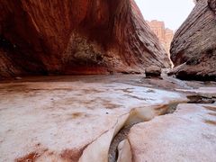 -天山神秘大峡谷