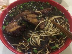 大肉面-小龙大肉面馆