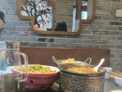 -万重锦·人文川菜馆(骡马市店)