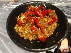 -虾易落味(杭州黄龙万科中心店)