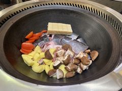 -老刘生态大鱼坊铁锅炖鱼(赛马场店)