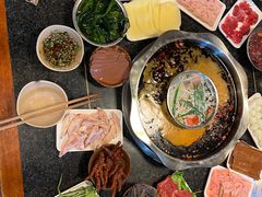 -邓莽子老火锅(中兴路总店)