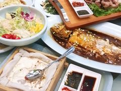 -鹊华居·地道鲁菜·海鲜·融合味(大明湖店)