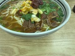 -小马牛肉面·牛骨熬制(南京博物院店)