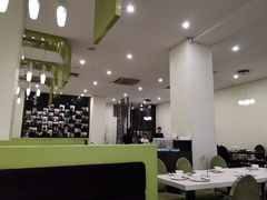 大堂-南波万