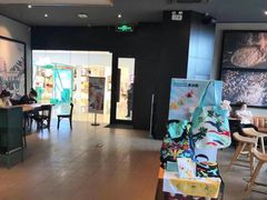 -星巴克臻选(郑州中原万达店)