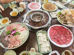 -巴倒烫陆派火锅山庄(南山总店)