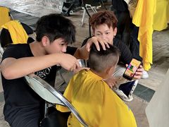 -首脑美容美发化妆美甲培训学校(龙岗校区)