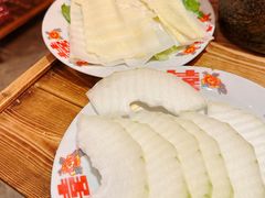 -旧街市鲜货老火锅(大光路店)