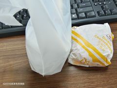 -麦当劳(轻轨曹杨路店)