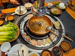 -阿山卓·野生菌火锅·纳西火塘烤肉