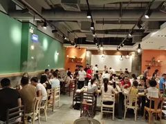 大堂-名门潮牛·鲜牛肉海鲜火锅.烧烤自助餐厅(诚丰广场店)
