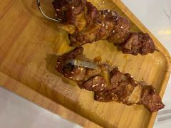 -乡村馕坑肉·烧烤·新疆菜·本地人更爱吃(阿勒泰首店)