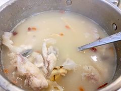 川芎白芷浸鱼头-文记壹心鸡(宝华路店)