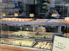 面包甜点陈列柜-鲍师傅糕点(江苏路店)
