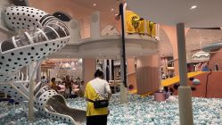 -奈尔宝·儿童乐园·亲子餐厅(鄞州万达店)