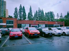 -上汽MG体验中心(徐汇东安路店)