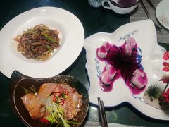 -忘忧草融合私房菜(红鼎国际店)