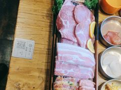 -韩景台烤肉(八大处店)