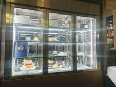 面包甜点陈列柜-COVA(新天地Xintiandi店)