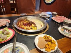 -沸炉重庆老火锅(军事博物馆店)