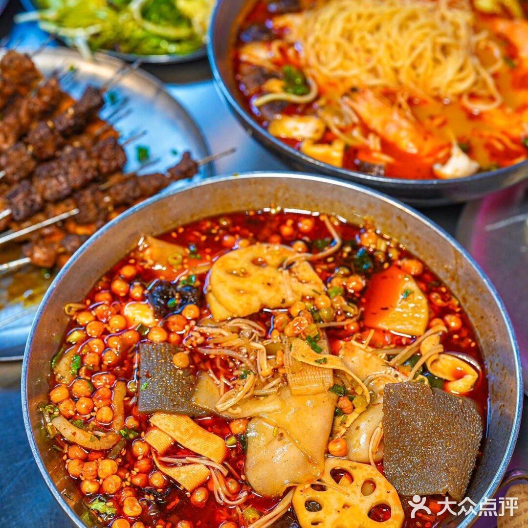 北京美食 烤串配啤酒，这才叫周末