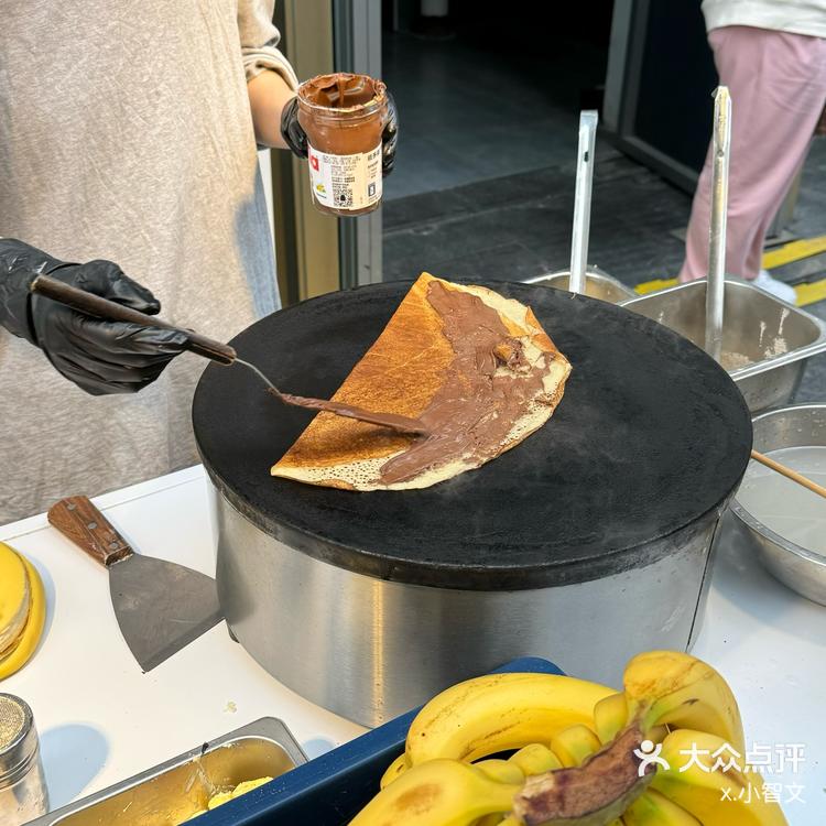 14:33 关注 可丽饼 这次吃的是巧克力香蕉🍌 egg to crepe可丽饼店