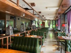 大堂-Local泰莲庭(虹鳟鱼店)