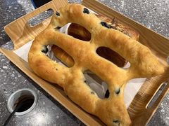 -Dough&Joe团憩(瑞虹天地月亮湾店)